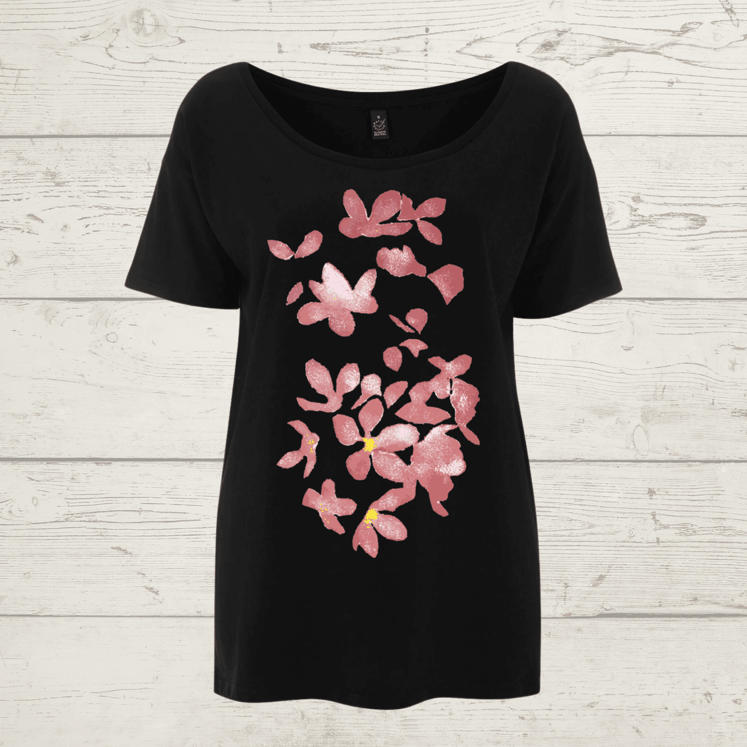 Women’s earthpositive blossom oversized t-shirt - black /